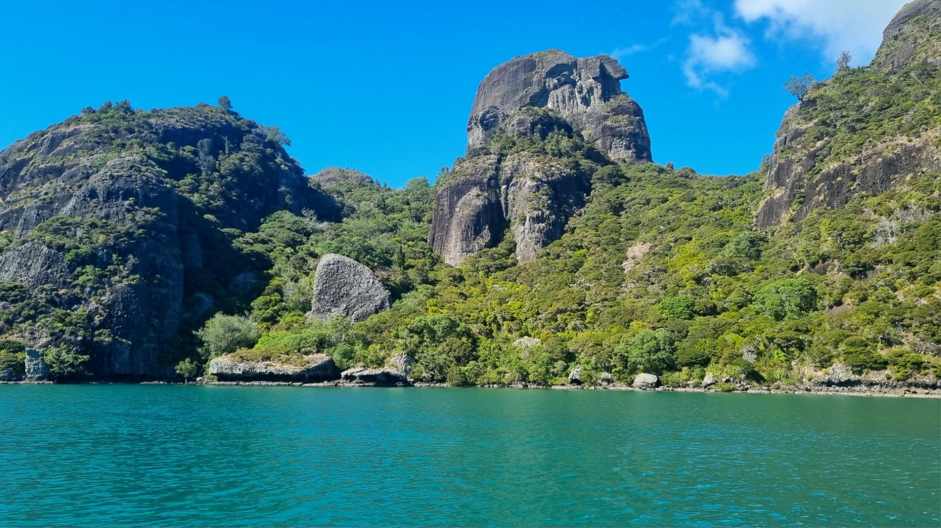 The Duke's Nose (Kaiaraara Rocks) — photo 1 of 3