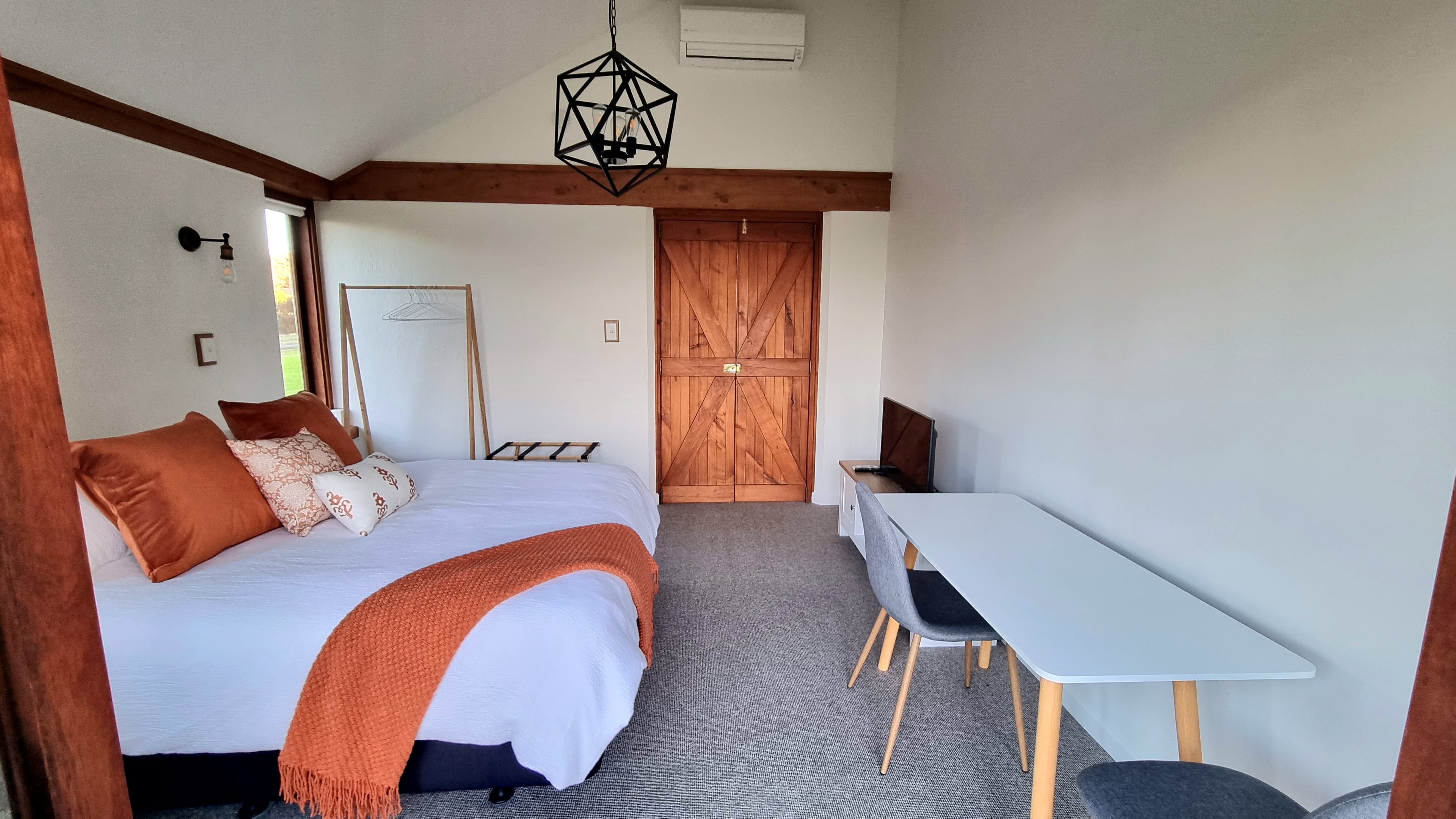 Lenka Terra Bedroom